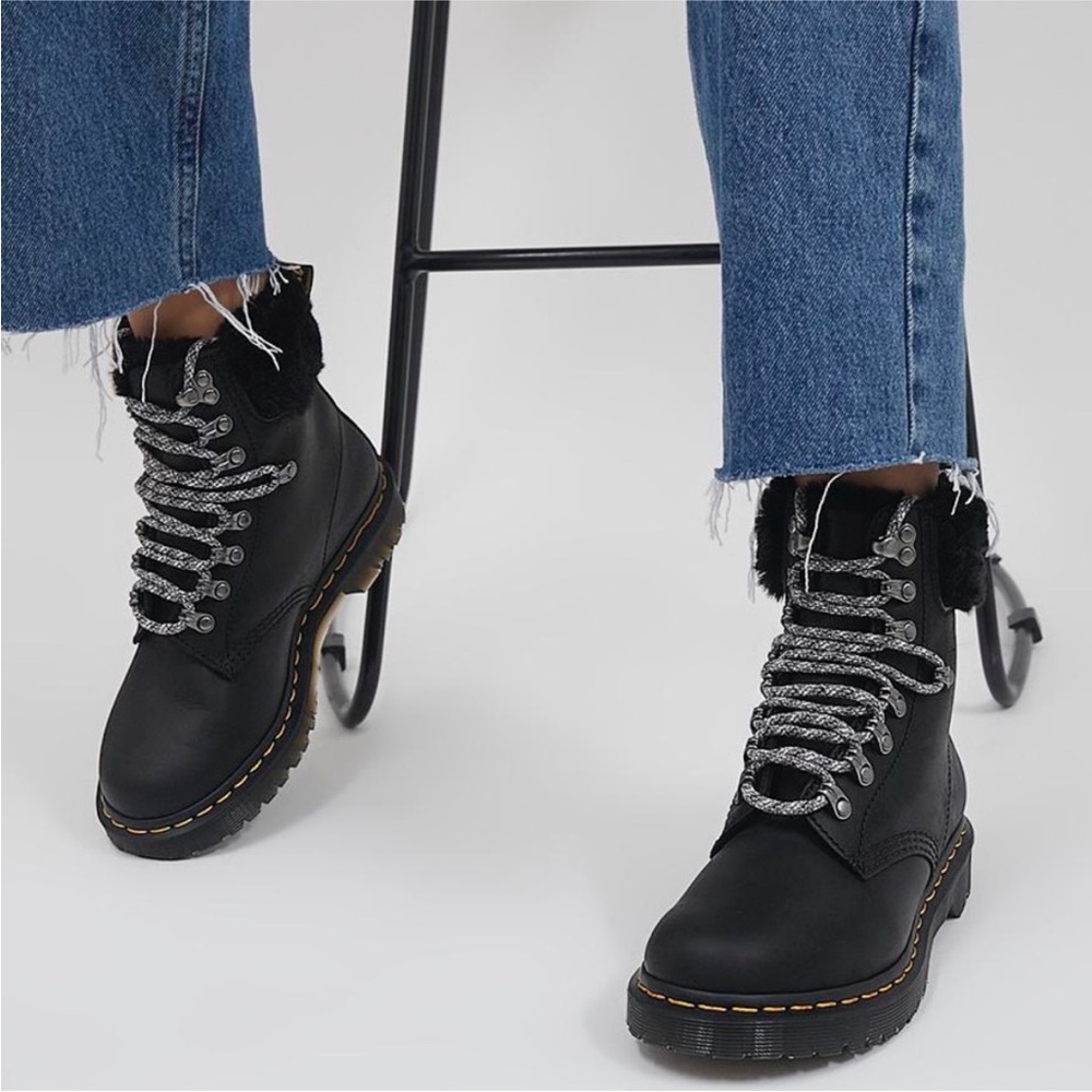 Dr Martens Womens 1460 Serena Collar Streeter Black Boots Shoe